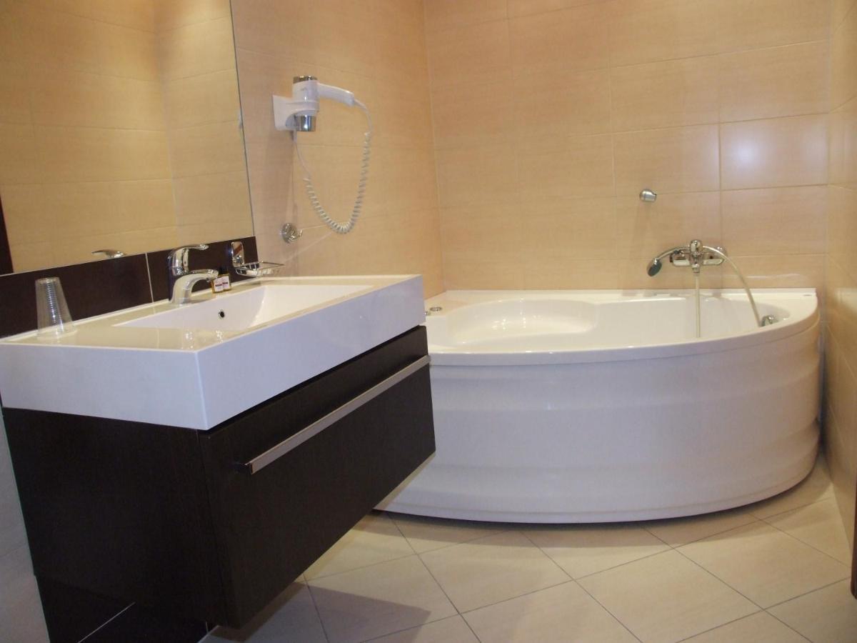 Hotel Relax Kety  Ruang foto